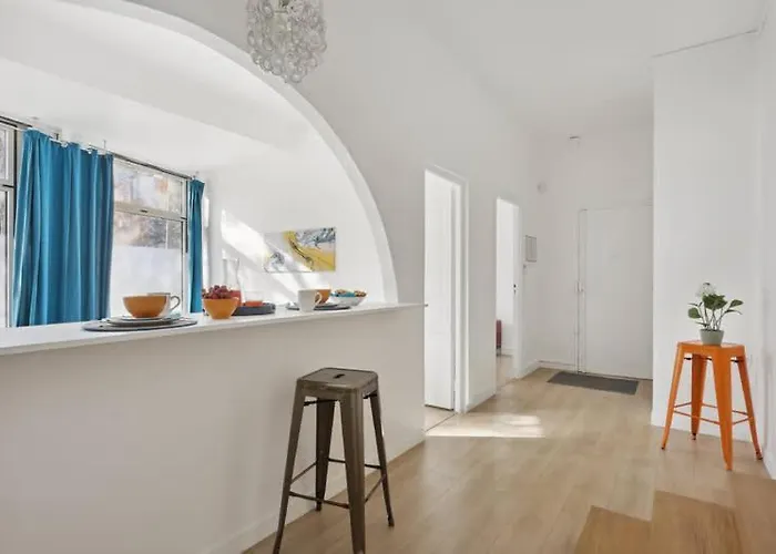 Spacious 1 Bedroom - Porte De Versailles Paříž